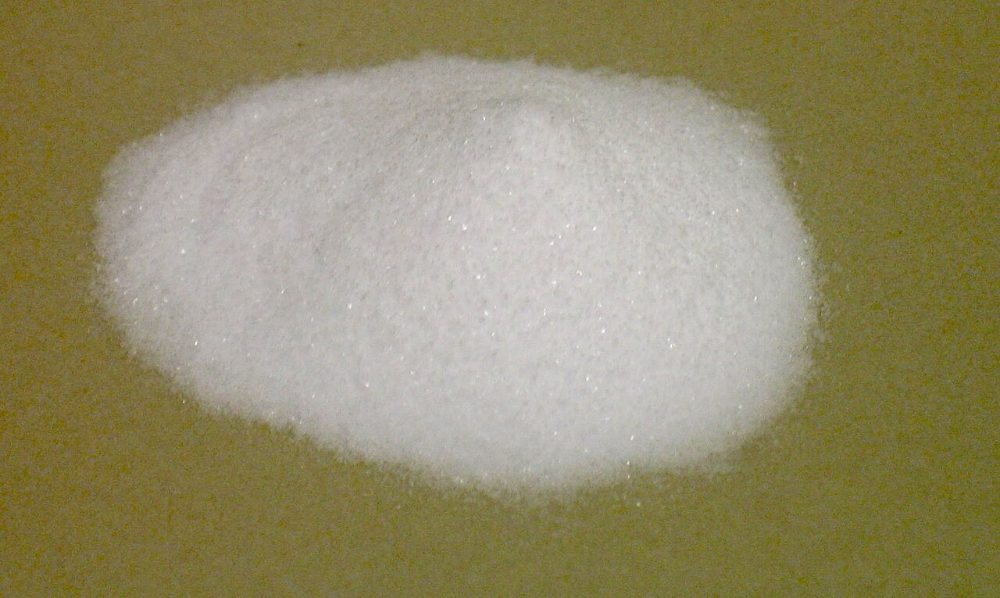 Proszki chemiczne — soda, biel tytanowa